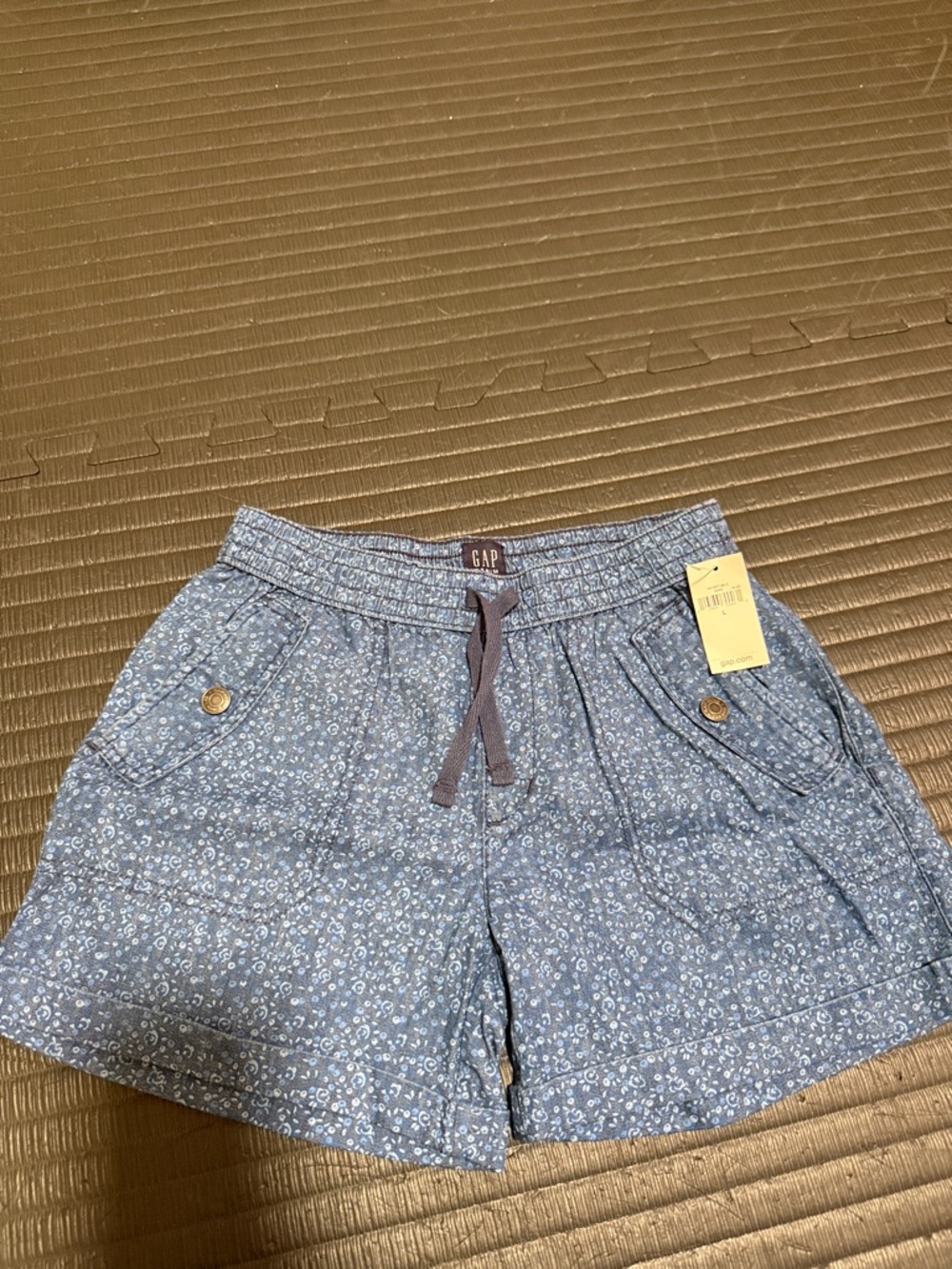 GAP Women's Light Blue Floral Drawstring Shorts
